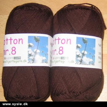 2500 Cotton 8/4 - Mørkest BRUN - 1ng