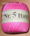 Klik her for at se flere billeder og f mere information om varen:  Hæklegarn - nr. 5 - 0707 Rosa/Pink - 100g