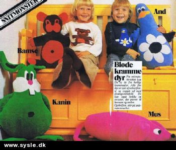 Ao 50-76-08: Mønster: Sy Krammedyr Bamse, Kanin, And og Mus *org*