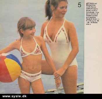 Hv 19-80-10: Mønster: Strikket Bikini og badedragt (org)