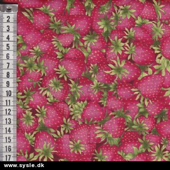 1221 Patch. Røde Jordbær B:115cm - pris pr. ½m