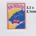 Klik her for at se flere billeder og f� mere information om varen:&nbsp; 3,3x5,1cm Mærke, En Route/rød bil - 1stk.