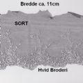 Klik her for at se flere billeder og f mere information om varen:  Nylon Blonde m. Broderi - ca. 11cm Sort/Hvid - Pris pr. ½m