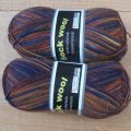 Klik her for at se flere billeder og f mere information om varen:  1417 Sock Wool Print - Orange/Marine/Bordeaux - 50g 1ng.