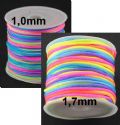 Klik her for at se flere billeder og f mere information om varen: Nylon Knytte Snor - Multi NEON - FLOT BLANK *KUN 1,7mm TILBAGE*