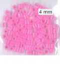 Klik her for at se flere billeder og f mere information om varen:  9091 - 4k Kubeperler 4mm - Rosa - 100 i ps. - 