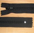 Klik her for at se flere billeder og f� mere information om varen:&nbsp; Lynlås - Spiral 4+6mm - Sort *SE STR.*
