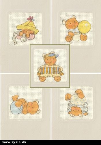 Pe 8440/ Broderikort på Aida m. Bamser 9x13cm *3ass. TILBUD*