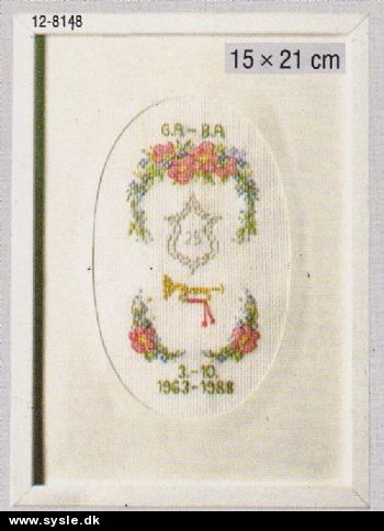 Pe 12-8148/ Broderipk. Sølvbryllup 15x21cm (Læs tekst)