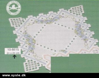 ::Pe 10-8815/ Broderipk: 4k Hardangerdug - Hvid/Blå - 24x24cm 