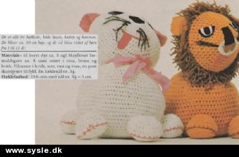 Mø 10-11-xx: Mønster: Hækl Løve og kat - 30cm *org*