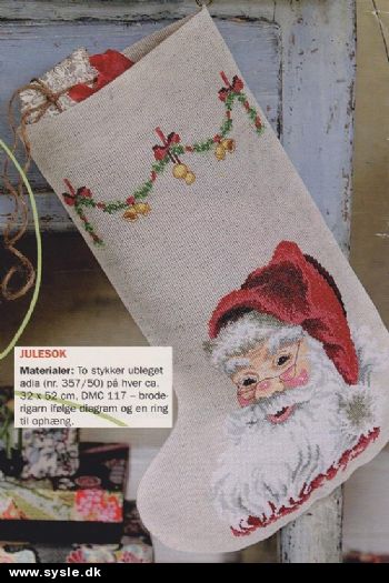 Hv 36-07-63:(2) Mønster: Brodere Julestrømpe 29x44cm *org*