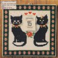 Klik her for at se flere billeder og f mere information om varen:  Hv 51-78-26: Mønster: Broderet kalender med katte 23x24cm *org*