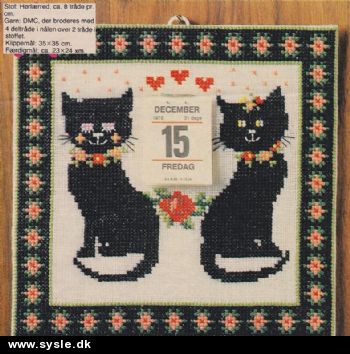 Hv 51-78-26 Mønster: Broderet kalender med katte 23x24cm *org*