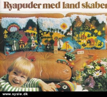 Ao 74-78-12: Mønster: 3 fors. ryapuder med landskaber 40x40cm *org*