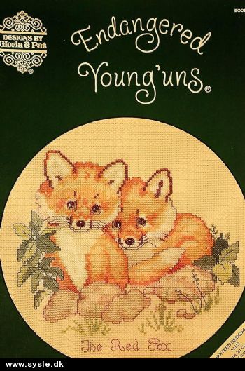 Bo 0079/ Broderihæfte med bl. dyreunger 32s. på Engelsk *org*